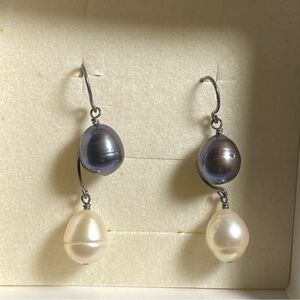 Elegant Pearl Drop Earrings Set